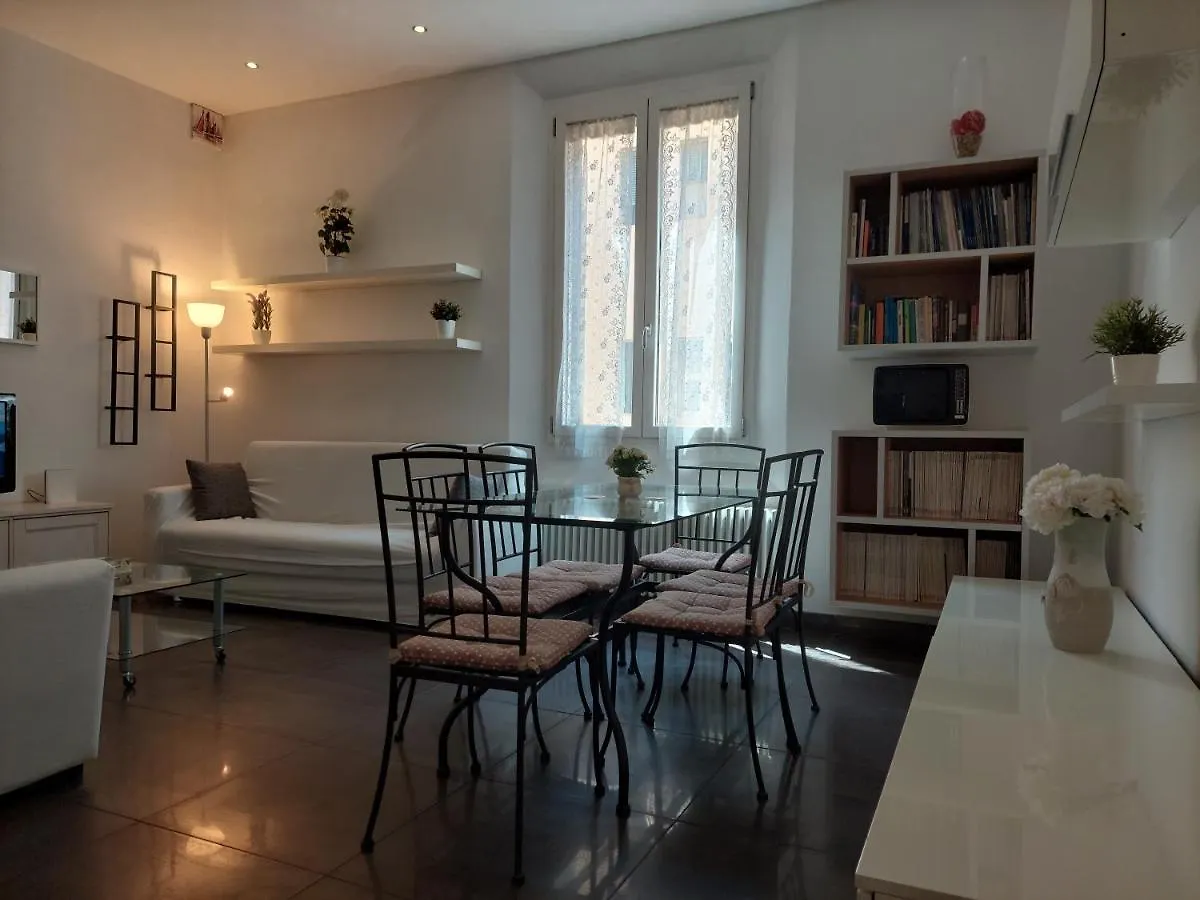Luxury Station Apartment Bologna