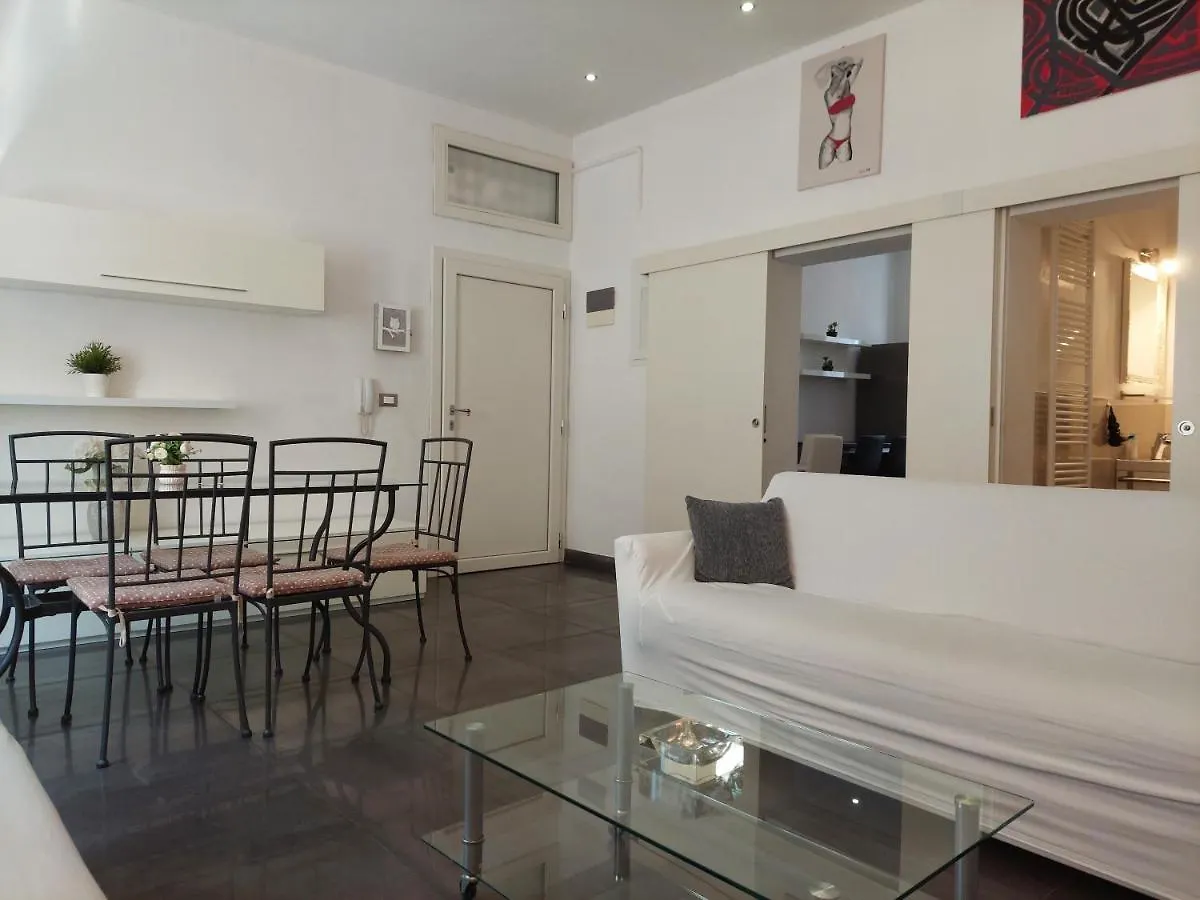 Luxury Station Apartment Bologna