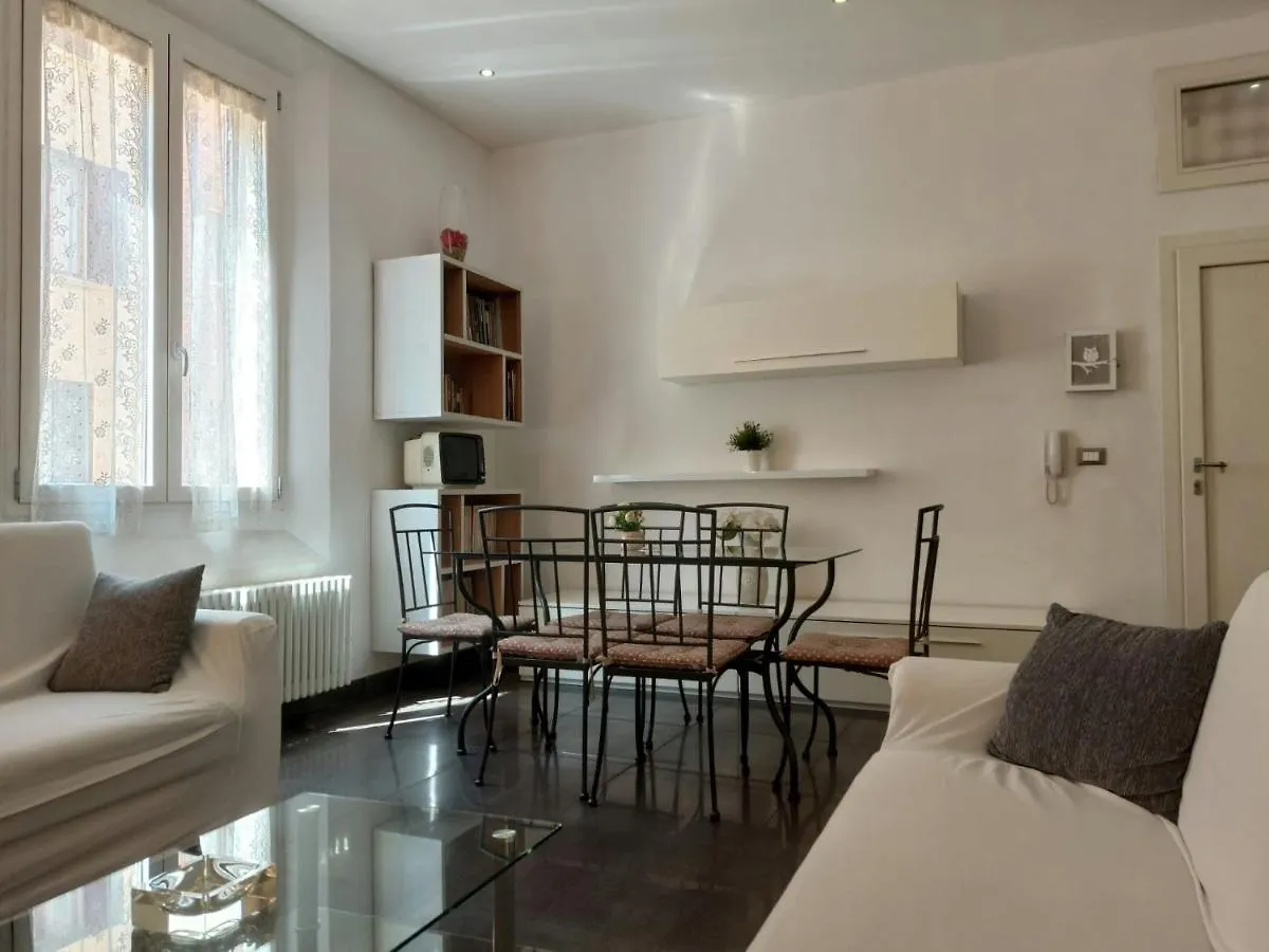 Luxury Station Apartment Bologna