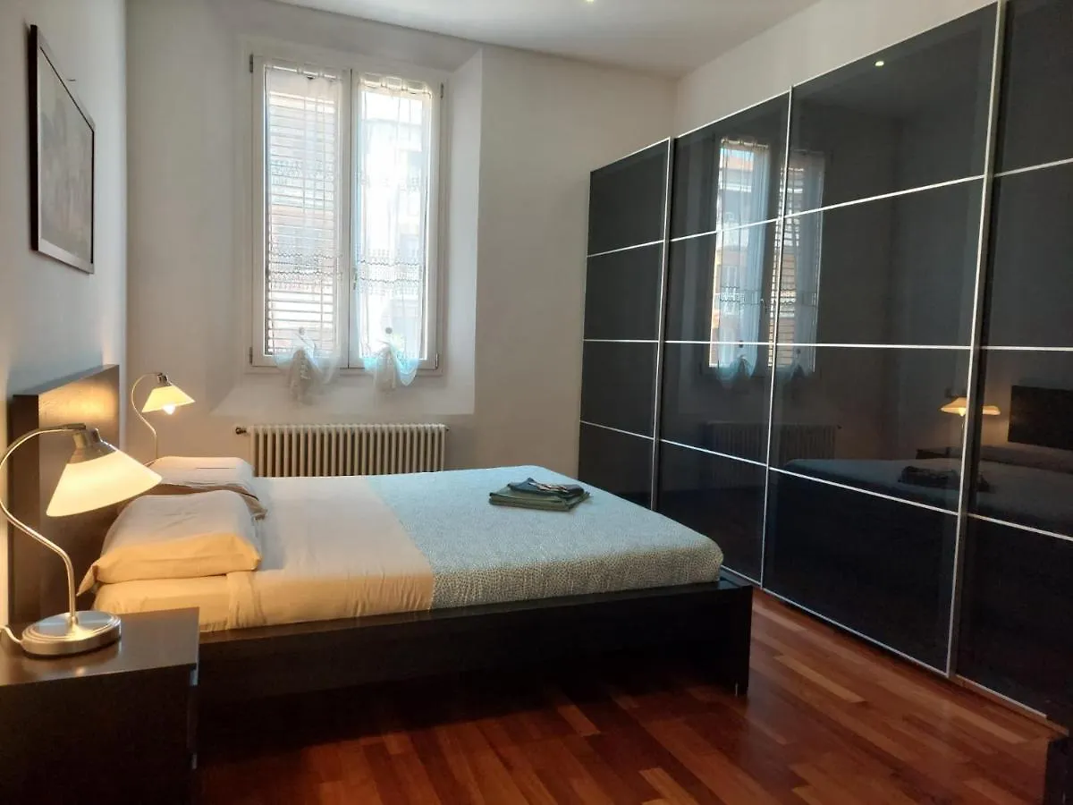 Luxury Station Apartment Bologna